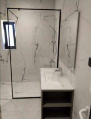 شاور زجاج سيكوريت مودرن